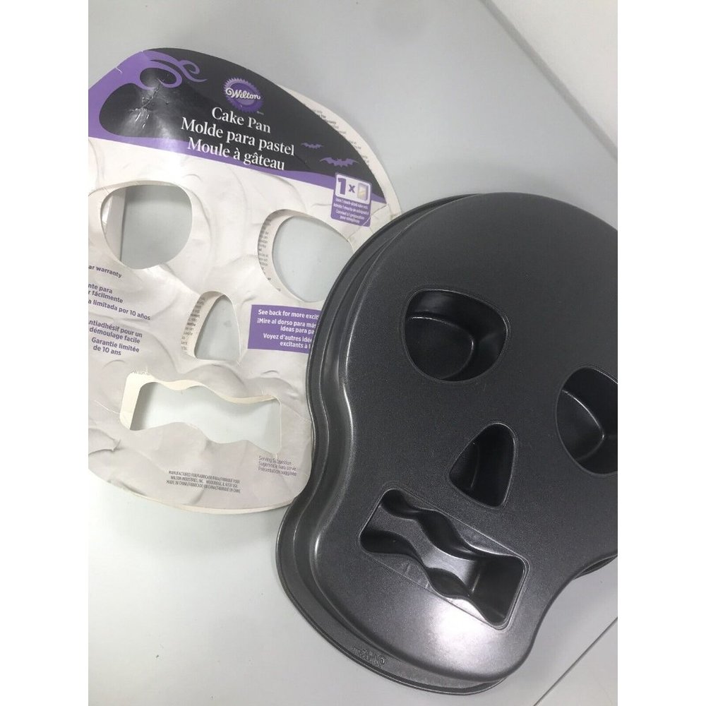 Wilton Skull Metal Cake Pan Halloween Day Of Dead Non-stock Skull Gelatin Mold - Picture 2 of 7